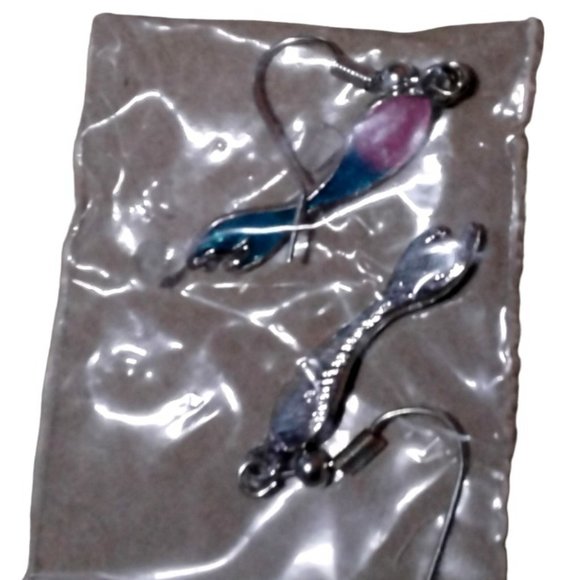 **NEW Sweet Mermaid Tail Dangle Earrings - Perfect Gift Present Teens Girls - Picture 3 of 4